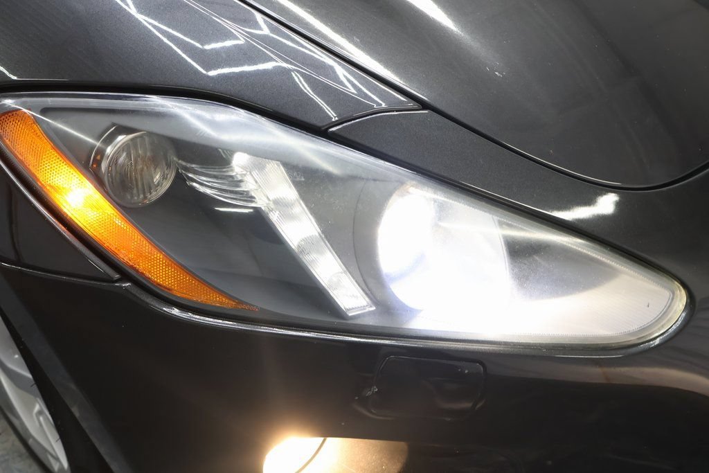 Used 2015 Maserati GranTurismo Convertible RWD image 19