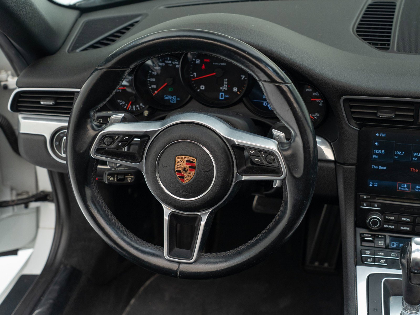 Certified 2019 Porsche 911 Targa 4S AWD/4WD image 30