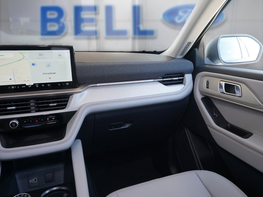 New 2026 Ford Explorer Active w/ Active Comfort Package AWD/4WD image 18