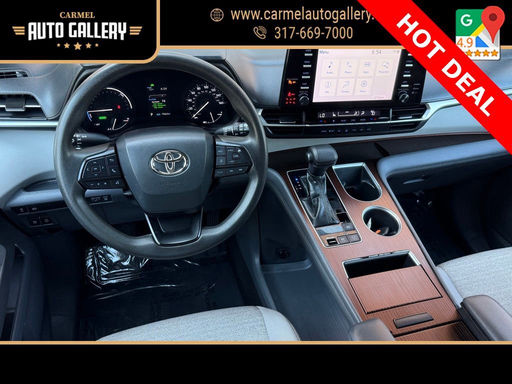Used 2022 Toyota Sienna LE image 25