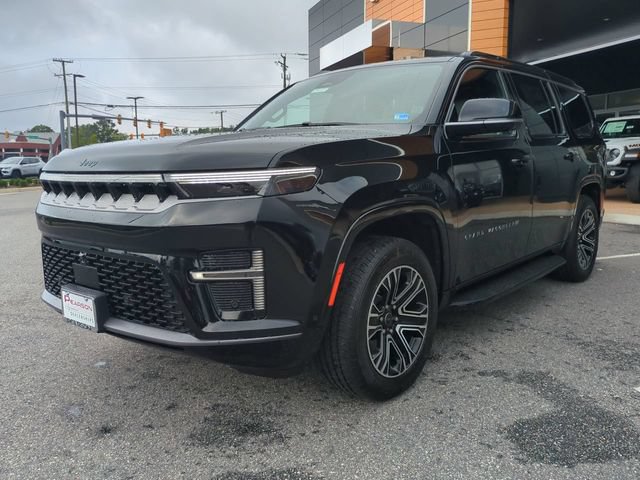 New 2026 Jeep Grand Wagoneer 4WD w/ Premium Group I image 8