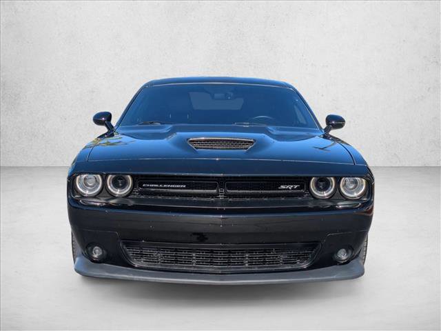 Used 2015 Dodge Challenger SRT RWD image 2