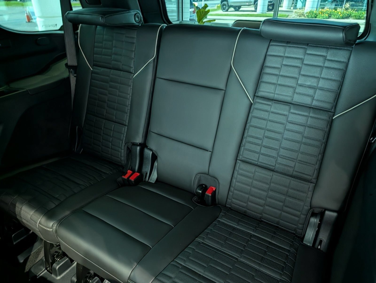 Certified 2025 Cadillac Escalade V AWD/4WD image 38