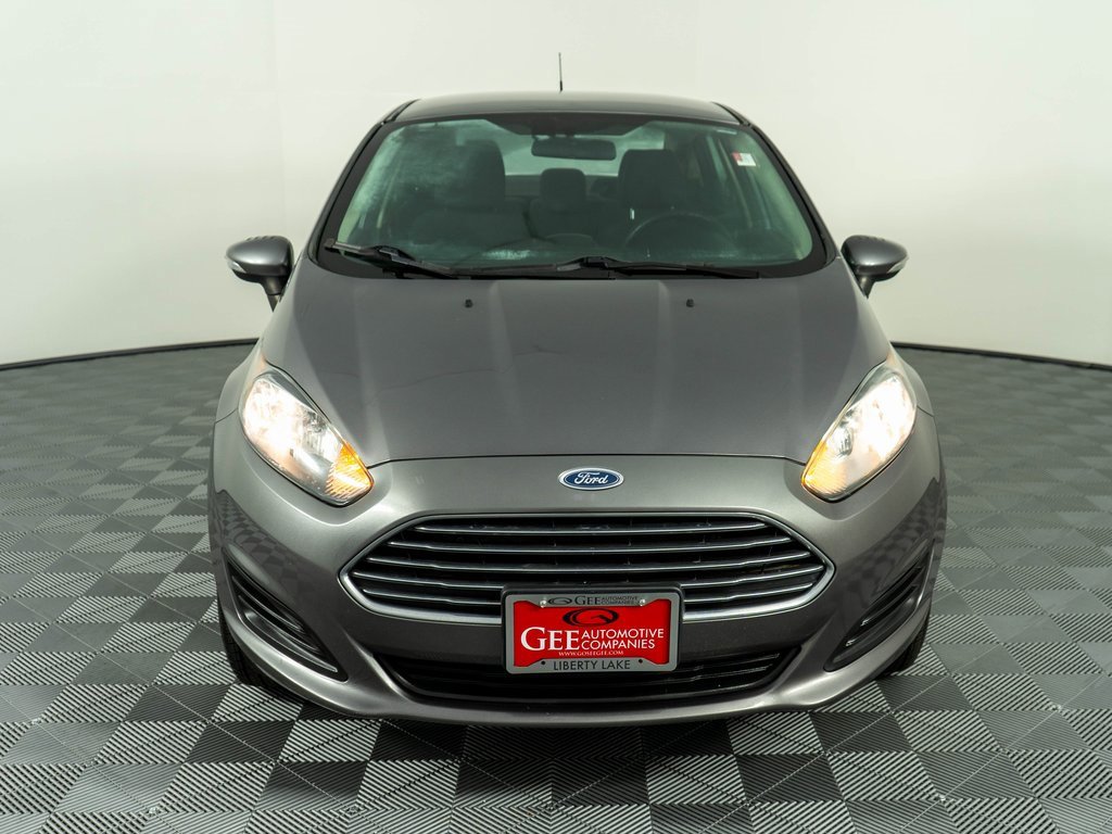 Used 2014 Ford Fiesta SE w/ SE Fuel Economy Package image 3