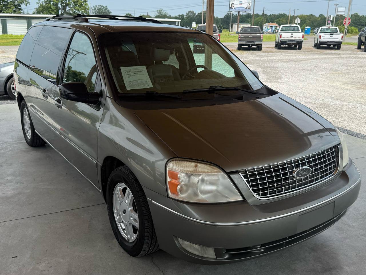 Used 2005 Ford Freestar SEL FWD image 67