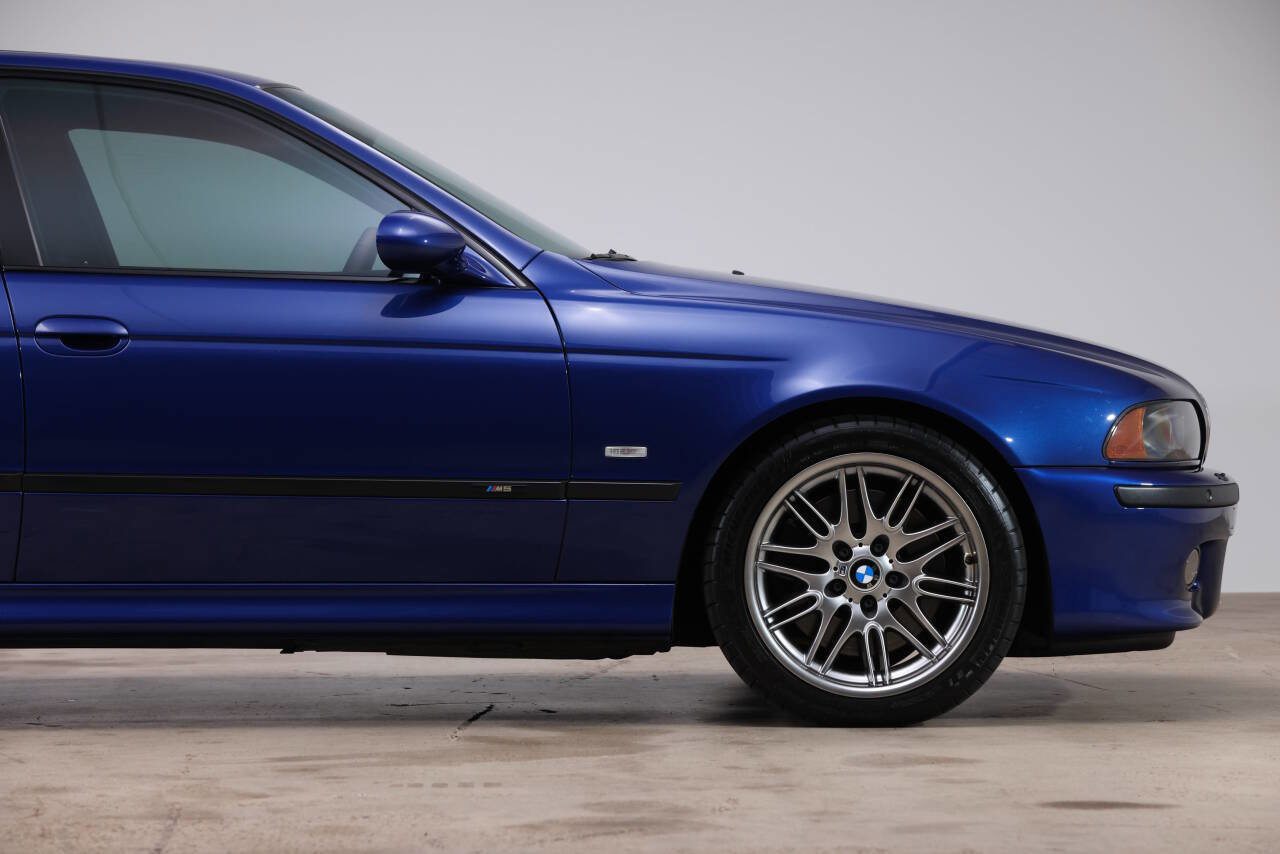 Used 2002 BMW M5 image 28