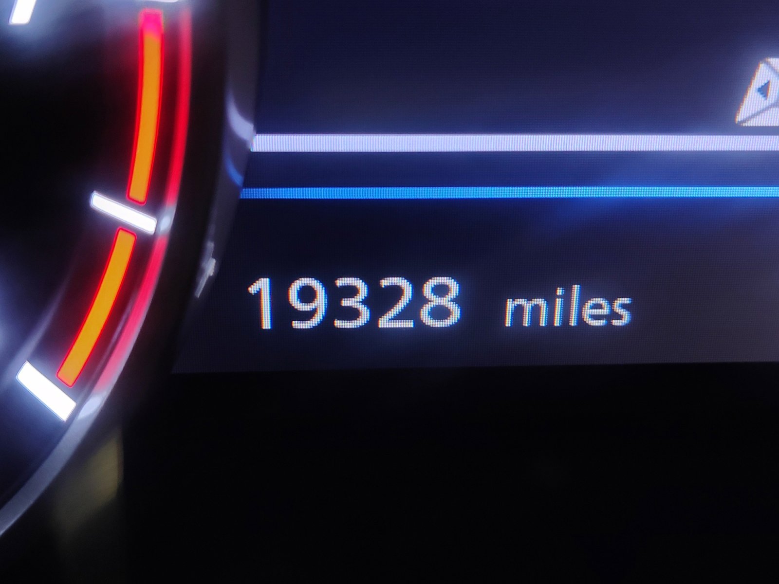 Used 2022 Nissan Sentra SV w/ SV Premium Package image 2