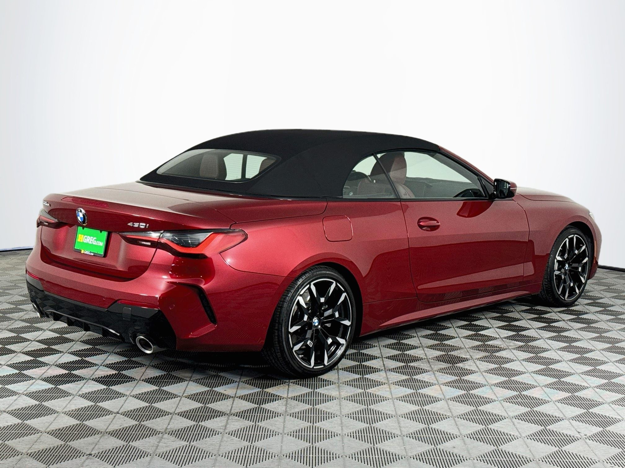 Used 2026 BMW 430i Convertible w/ M Sport Package RWD image 8