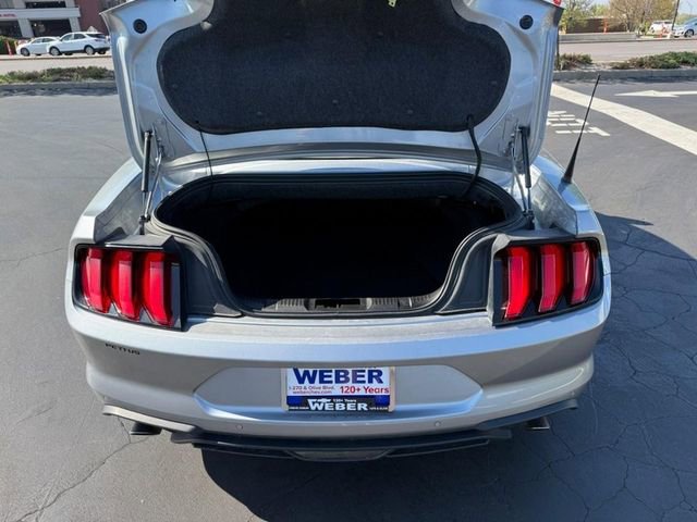 Used 2022 Ford Mustang Premium image 5