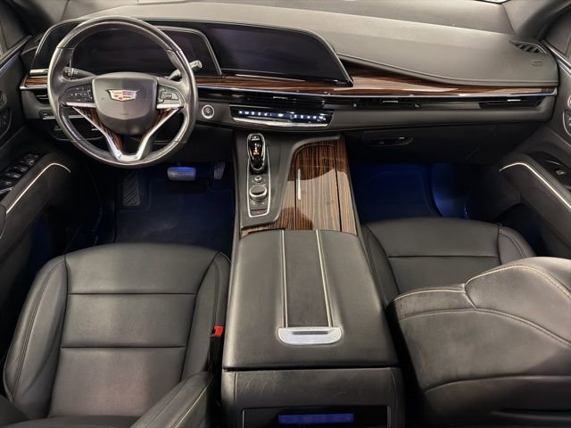 Used 2021 Cadillac Escalade Luxury image 18