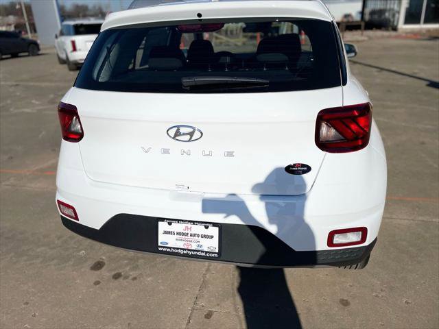 New 2026 Hyundai Venue SEL image 6