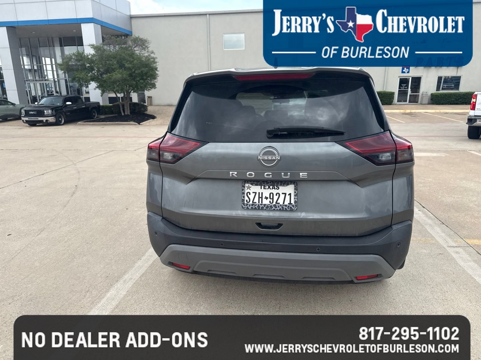 Used 2023 Nissan Rogue S FWD image 6