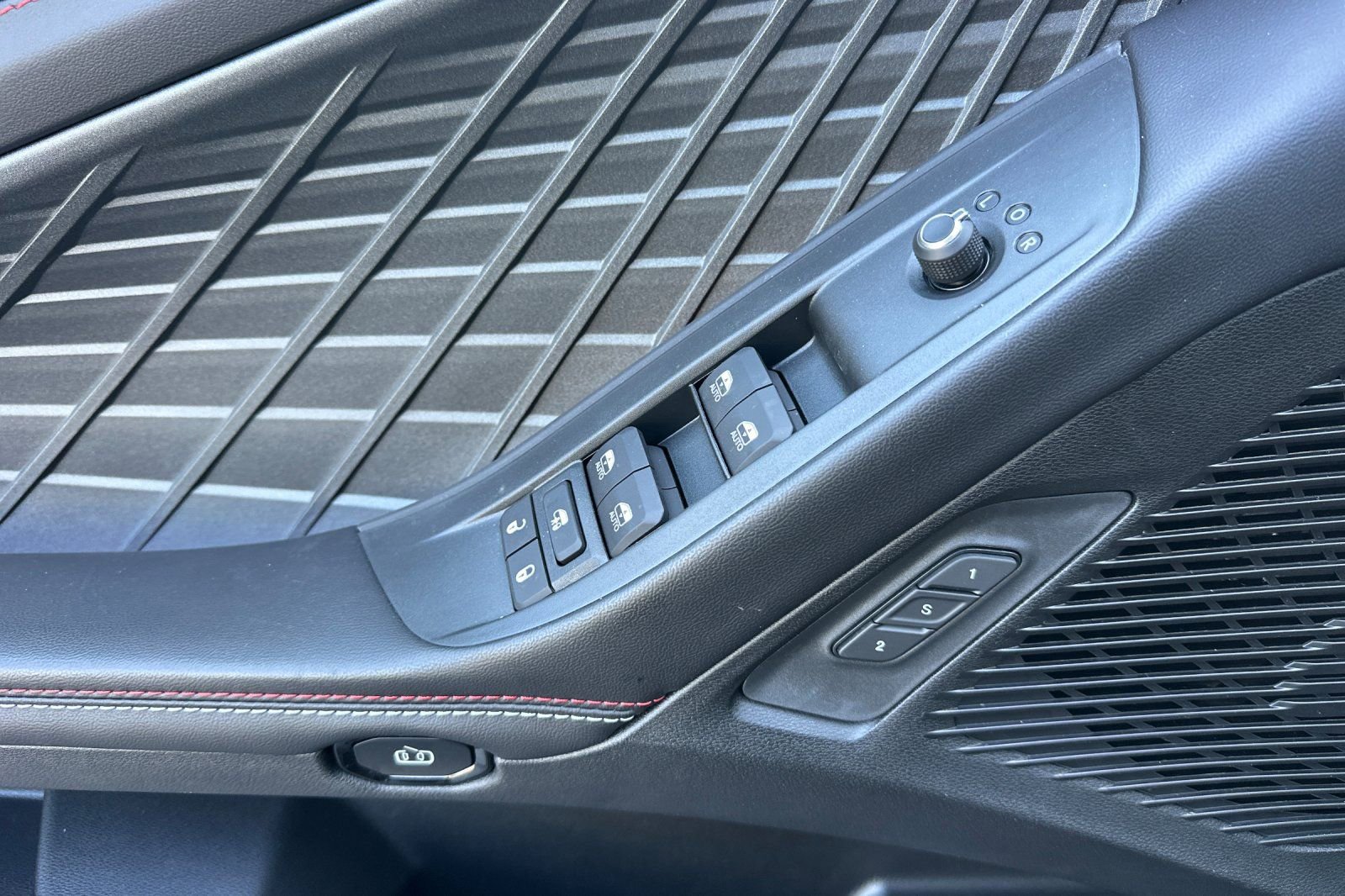 New 2026 Dodge Charger R/T AWD/4WD image 10