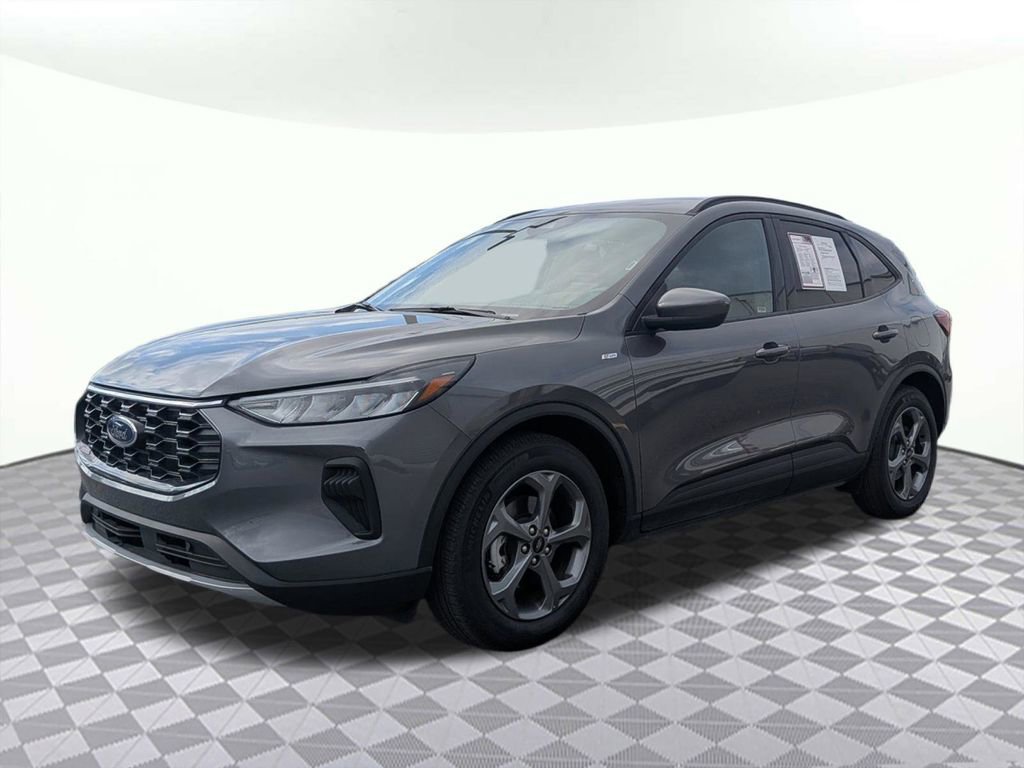 Used 2025 Ford Escape ST-Line FWD image 7