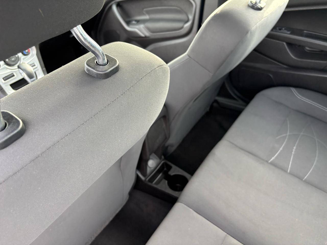Used 2019 Ford Fiesta SE FWD image 29