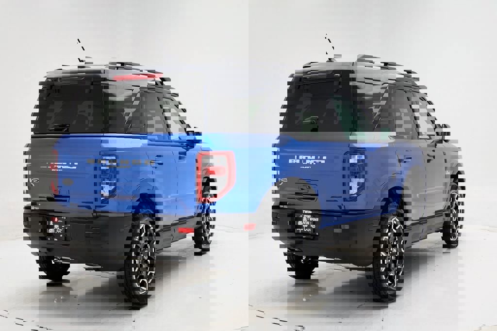 Used 2025 Ford Bronco Sport Outer Banks w/ Outer Banks Tech Package+ image 9