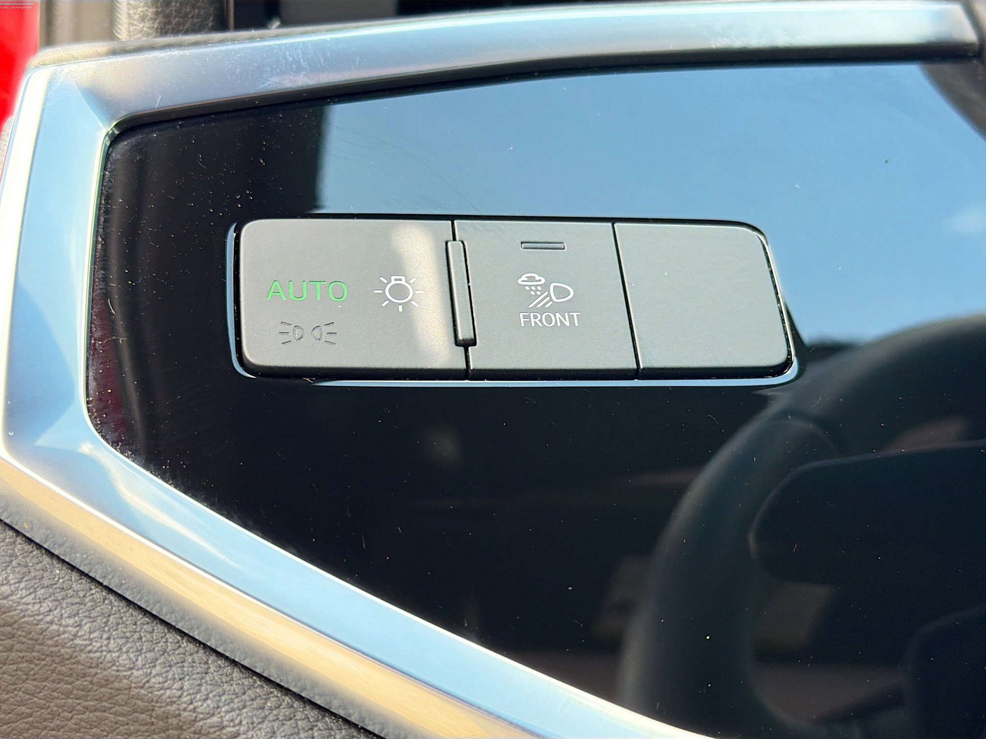 Used 2025 Audi Q3 2.0T Premium image 35