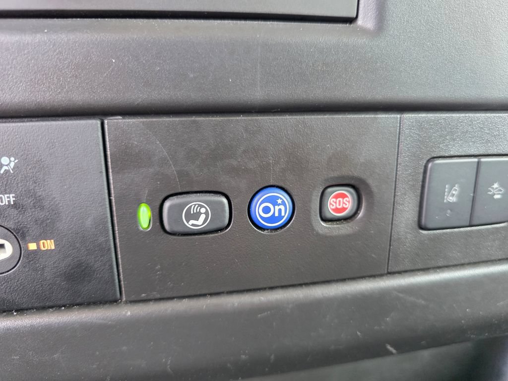 Used 2025 Chevrolet Express 3500 LT w/ LT Preferred Equipment Group RWD image 18