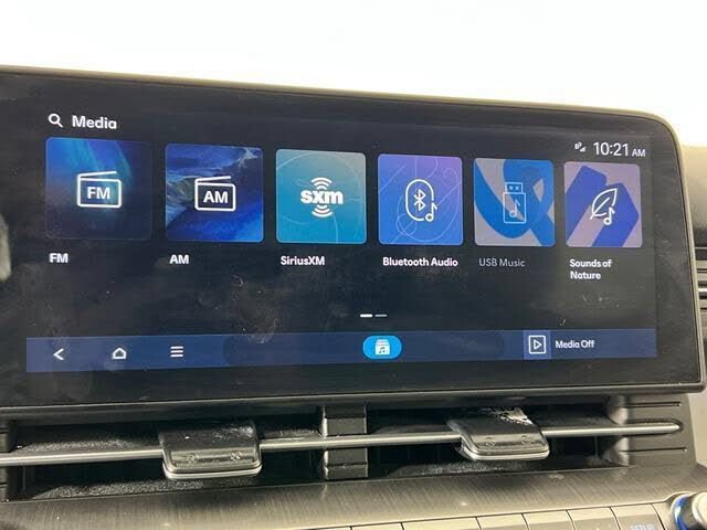 Used 2024 Hyundai Kona Limited FWD image 39
