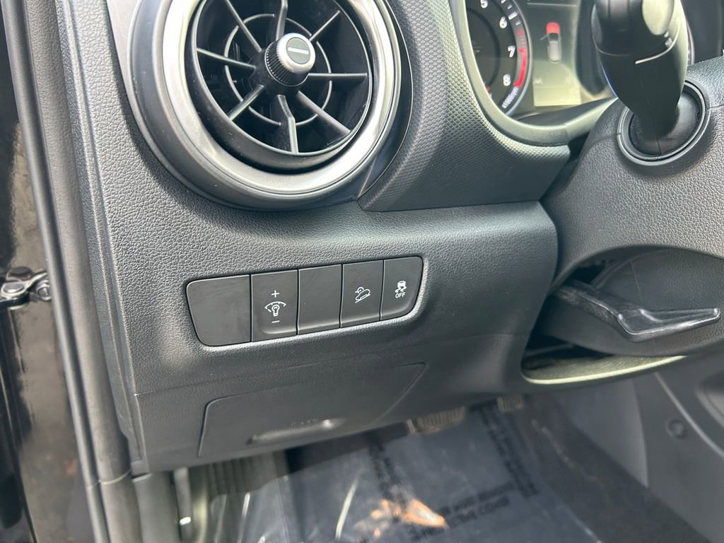 Used 2022 Hyundai Kona SEL w/ Convenience Package image 22