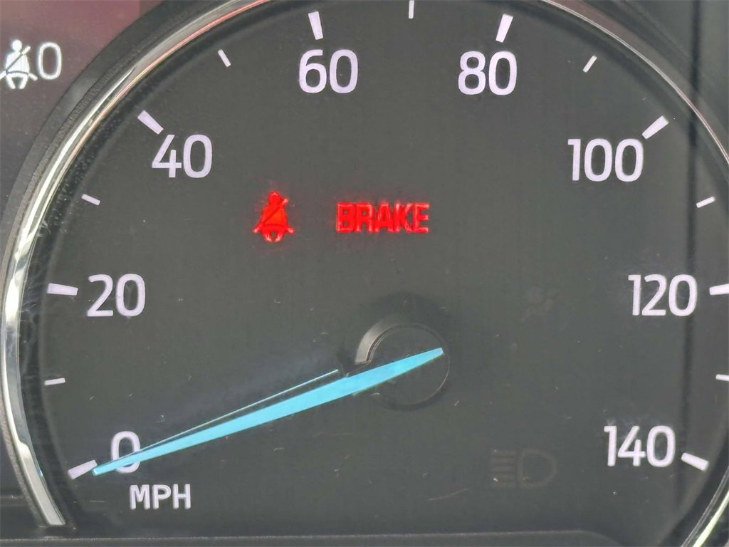 Used 2022 Ford Explorer XLT w/ Equipment Group 202A image 27