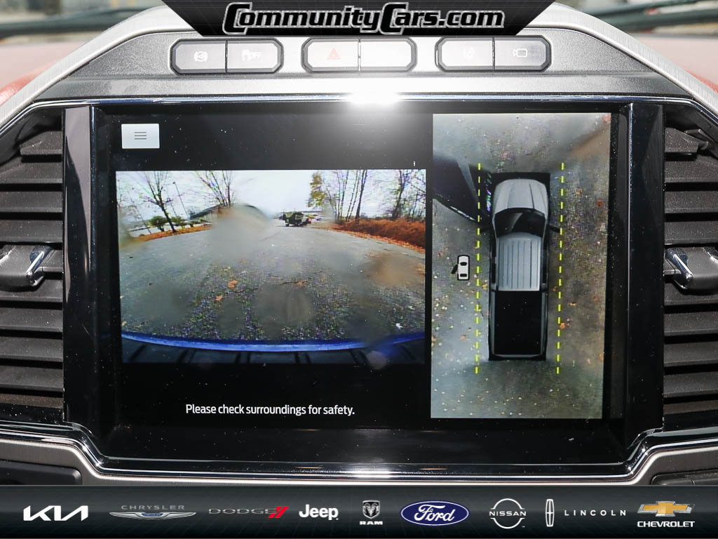 Used 2022 Ford F350 Platinum w/ FX4 Off-Road Package image 17