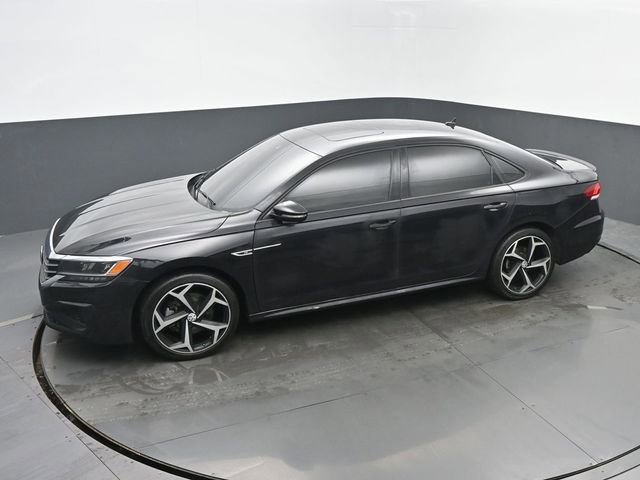 Used 2021 Volkswagen Passat 2.0T R-Line image 39