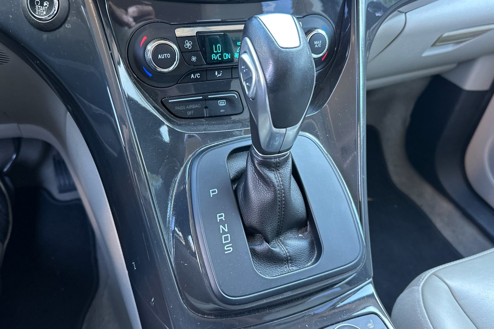 Used 2014 Ford Escape Titanium w/ Equipment Group 401A image 20