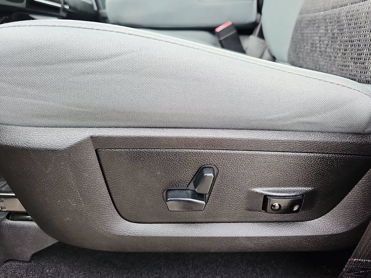 Used 2019 RAM 1500 Big Horn AWD/4WD image 33