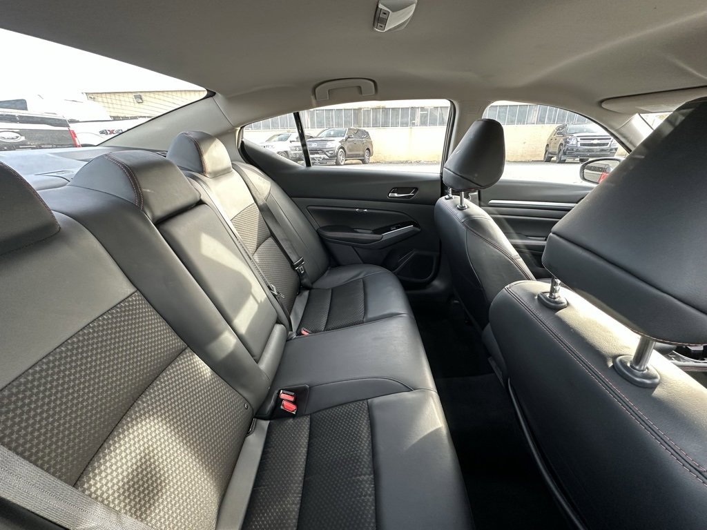 Used 2025 Nissan Altima 2.5 SR image 7