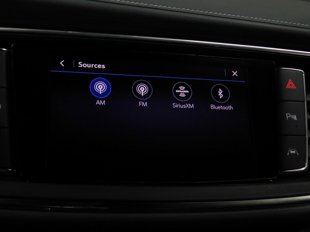 Used 2024 Buick Enclave Essence image 45