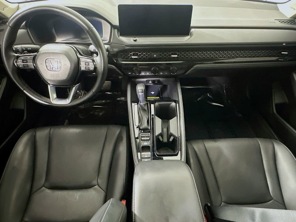 Used 2023 Honda Accord Touring image 16