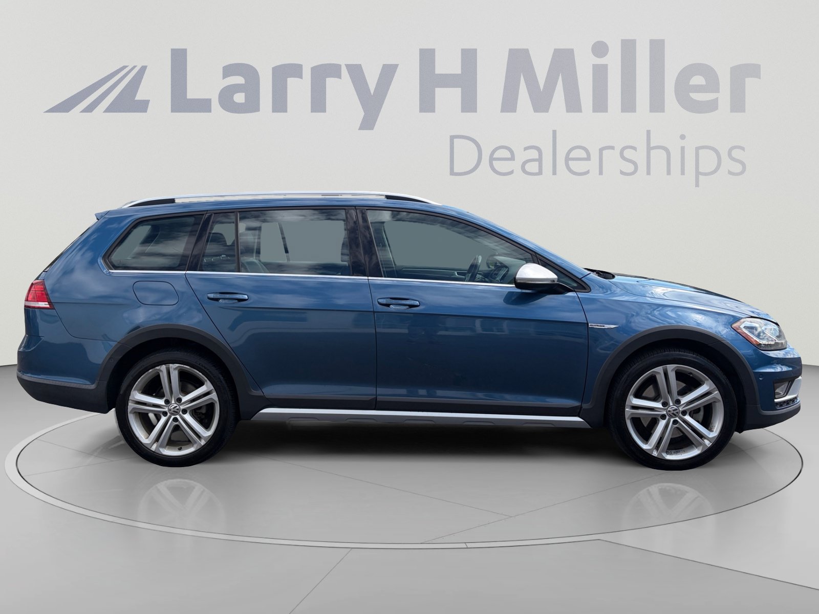 Used 2019 Volkswagen Golf Alltrack AWD/4WD image 6