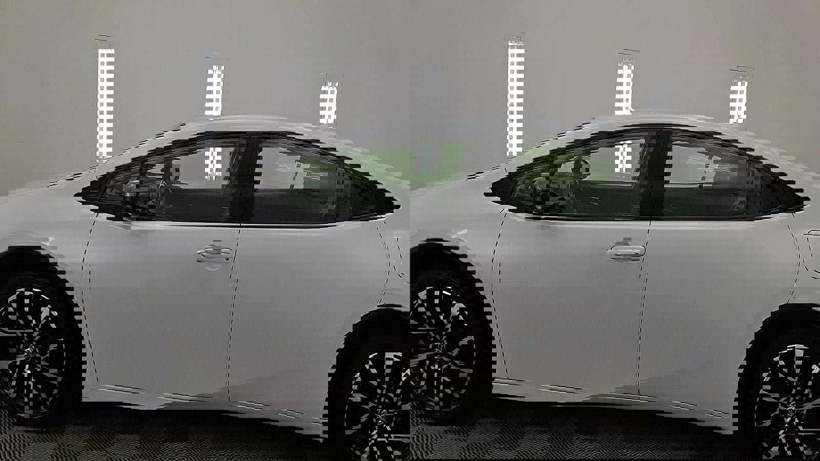 Used 2023 Toyota Prius Prime XSE image 9