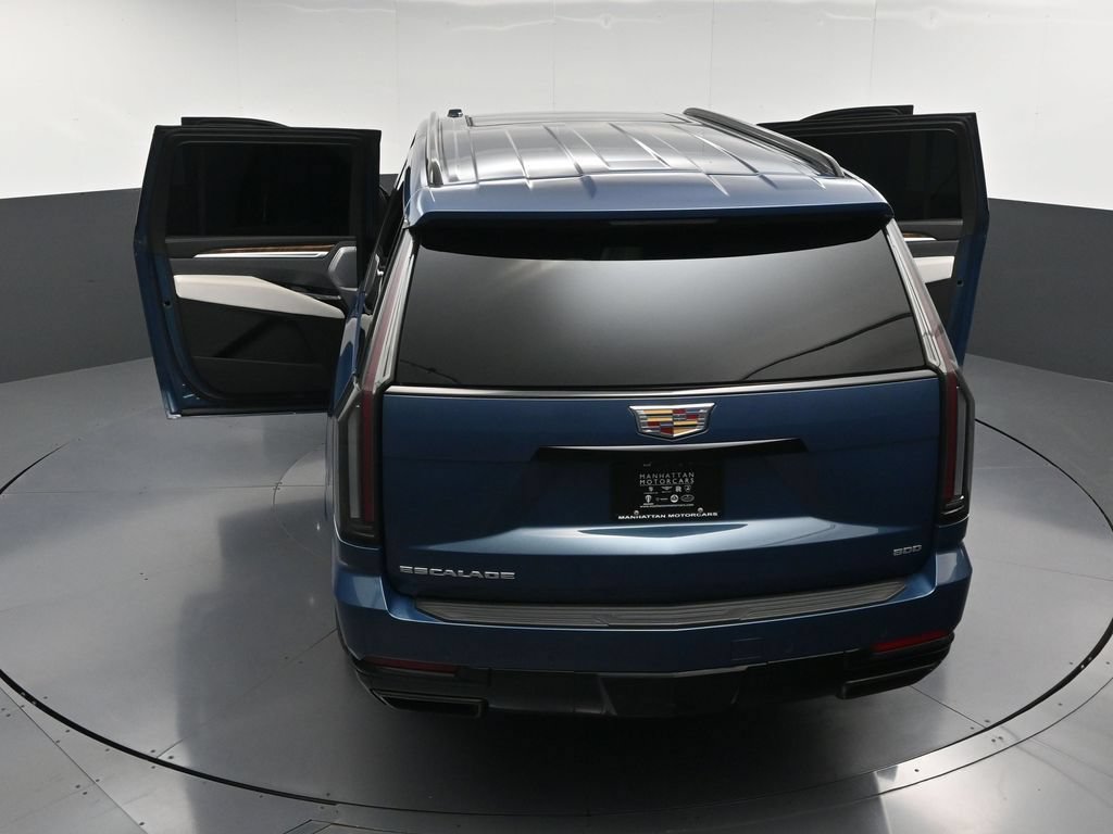 Used 2025 Cadillac Escalade ESV Sport Platinum AWD/4WD image 40