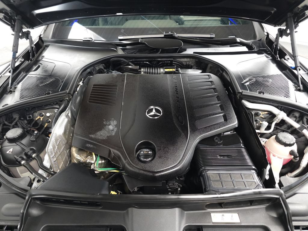 Used 2024 Mercedes-Benz S 500 4MATIC w/ AMG Line image 37