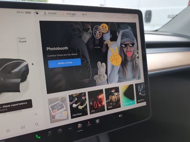 Used 2023 Tesla Model Y Long Range image 18