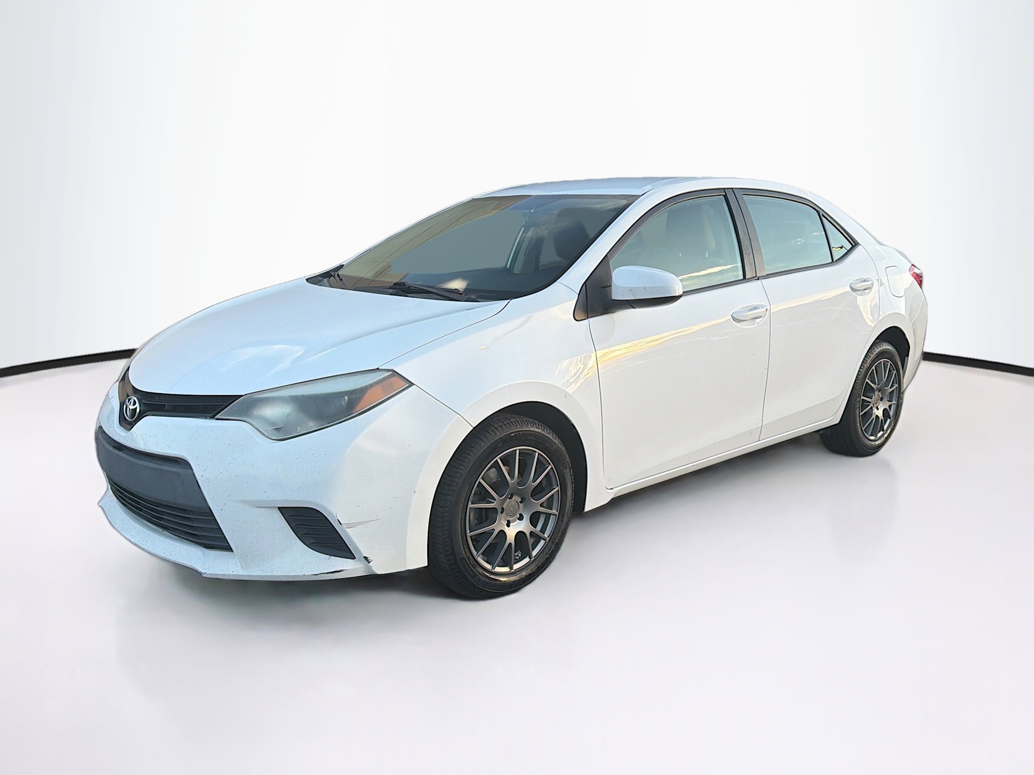 Used 2014 Toyota Corolla LE FWD image 3