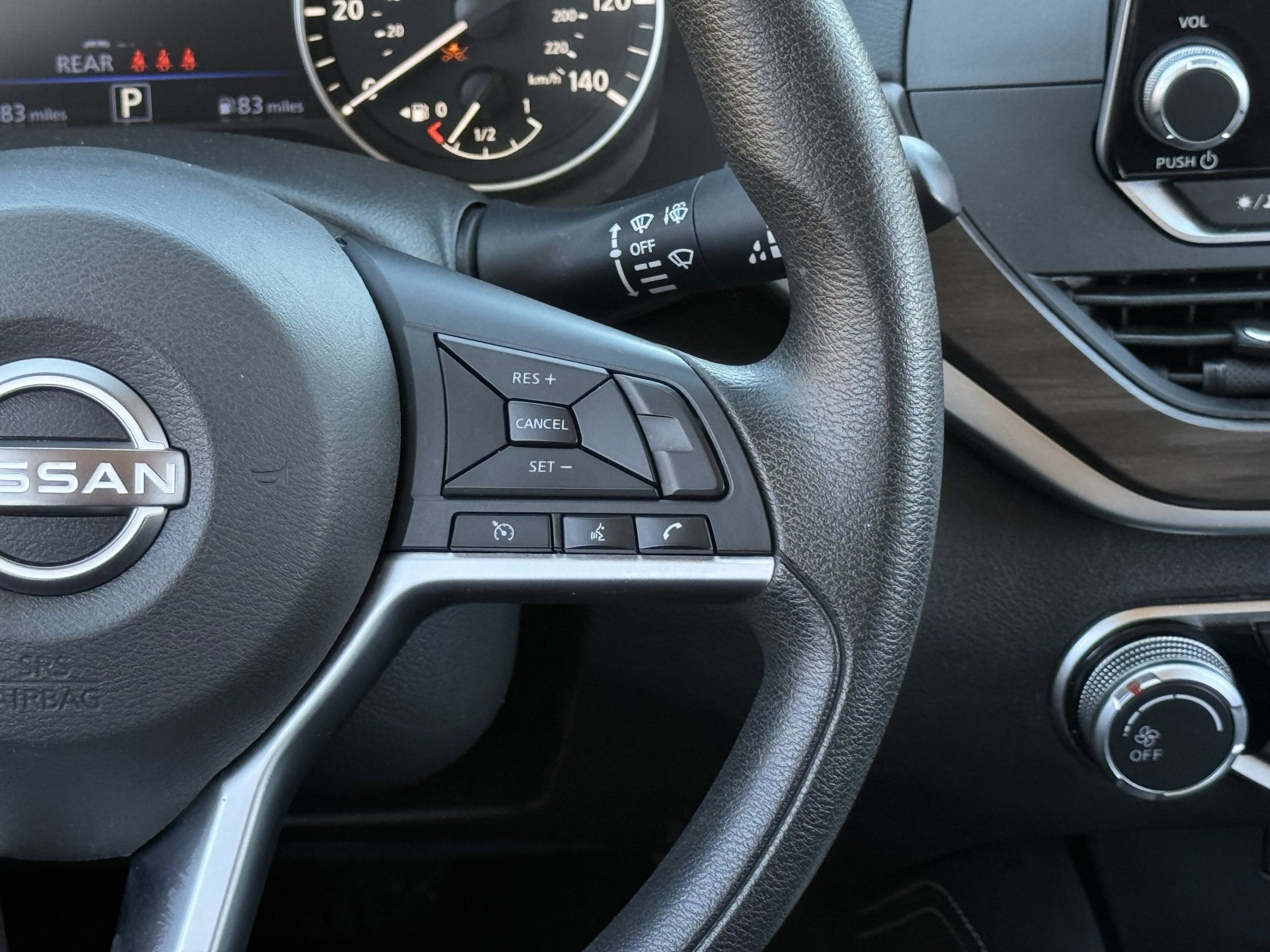 Used 2023 Nissan Altima 2.5 SV FWD image 16