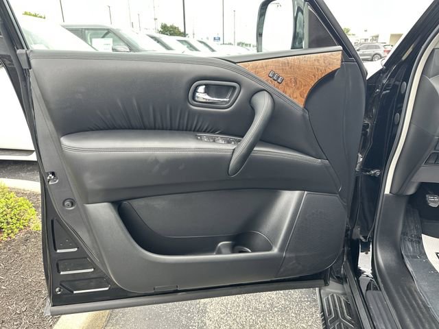 Used 2024 Nissan Armada SL image 18