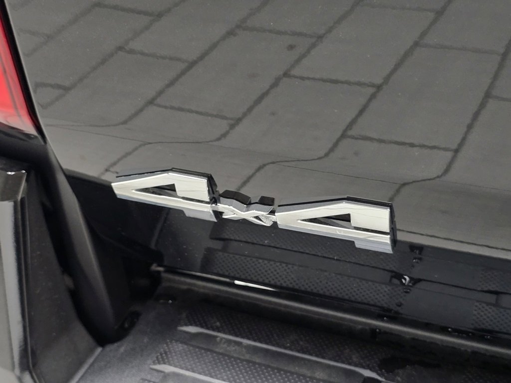 New 2025 Toyota Tacoma 4x4 Double Cab image 17
