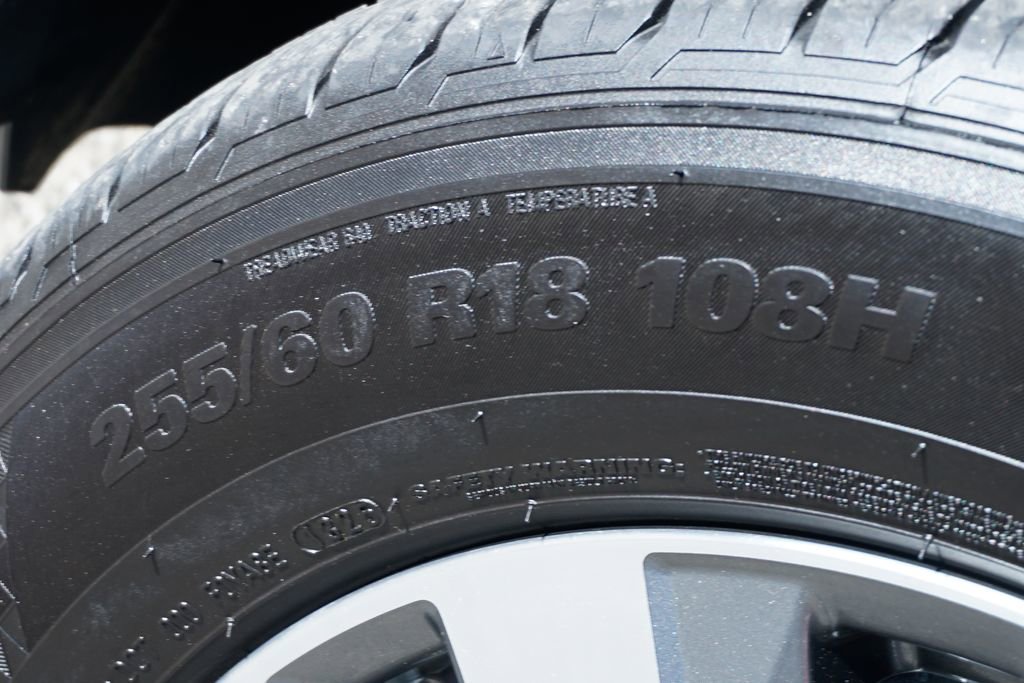 Used 2025 Nissan Pathfinder SL image 43