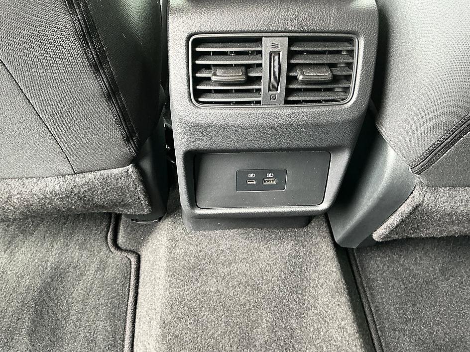 Certified 2023 Nissan Rogue SV FWD image 23