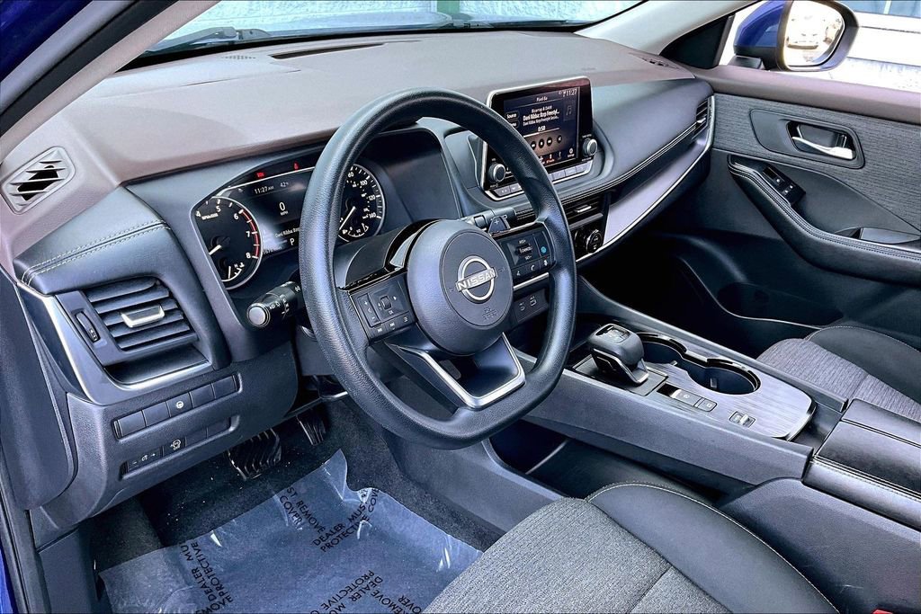 Certified 2023 Nissan Rogue SV image 14