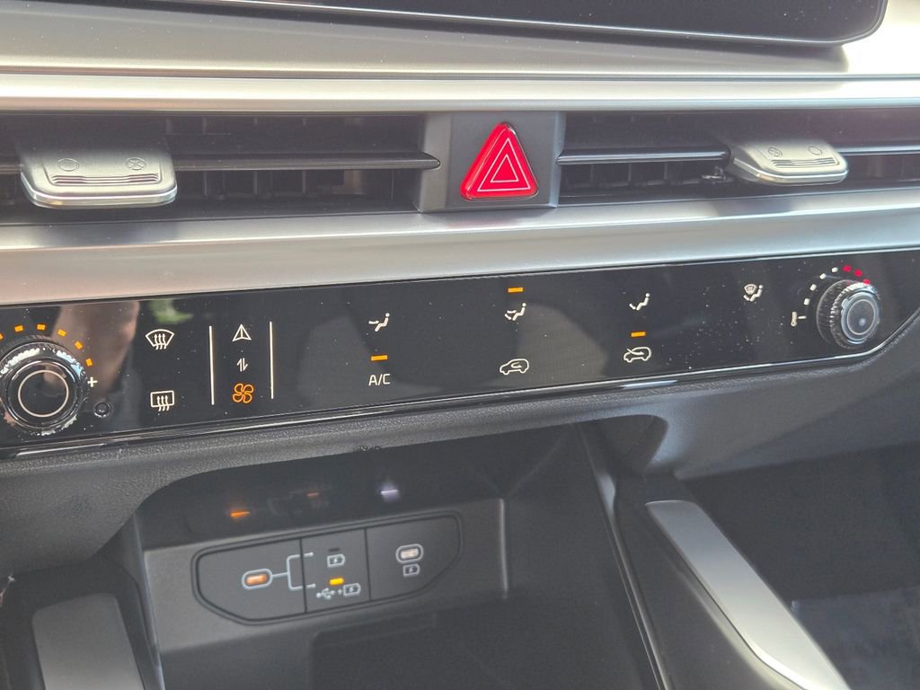 New 2026 Kia Sorento LX image 30