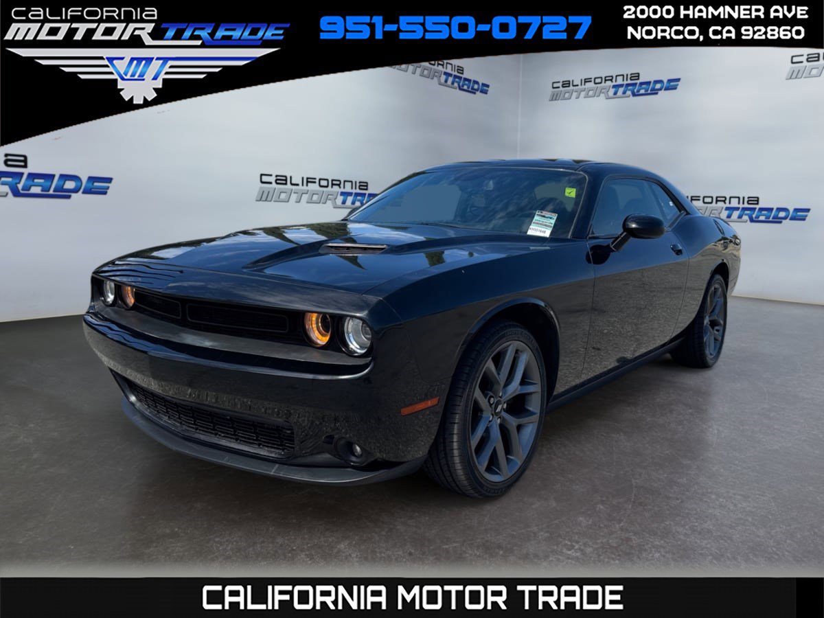 Used 2019 Dodge Challenger SXT w/ Blacktop Package