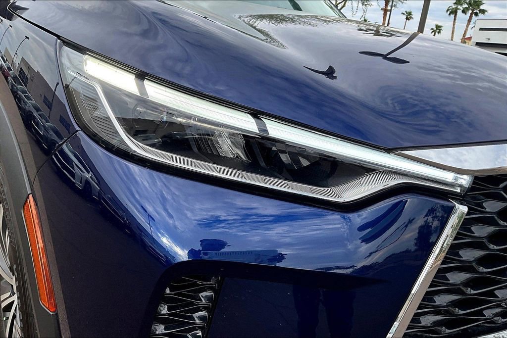 Used 2025 INFINITI QX60 Pure image 30