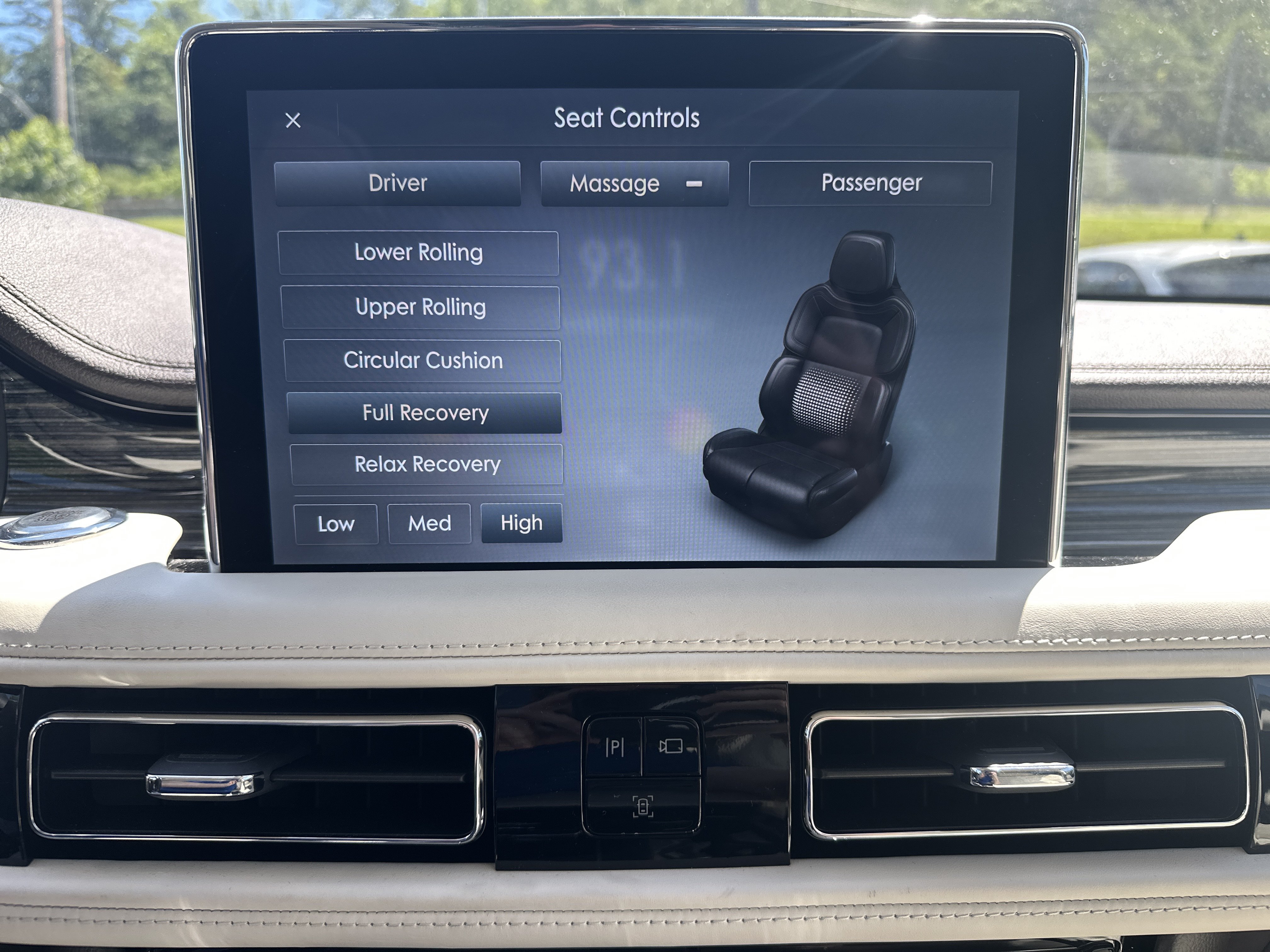 Used 2023 Lincoln Aviator Black Label Grand Touring AWD/4WD image 18