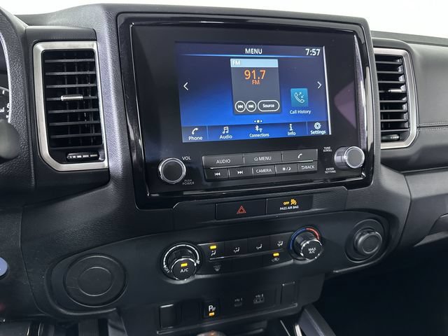 Used 2022 Nissan Frontier SV w/ Technology Package RWD image 14