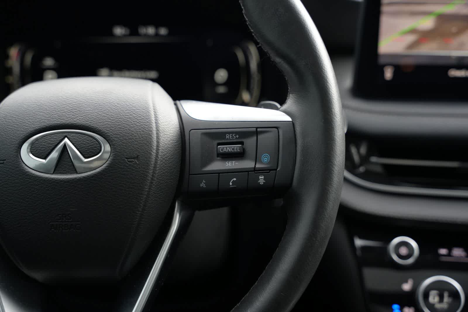 Used 2023 INFINITI QX60 Luxe w/ Cargo Package FWD image 11